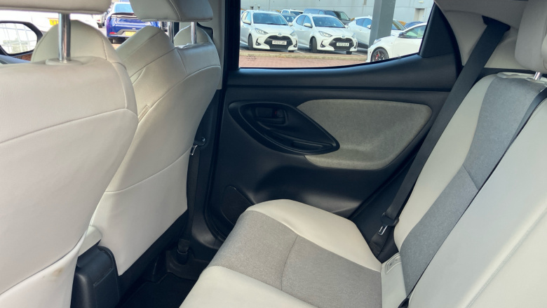 Toyota Yaris 1.5 Hybrid Excel 5dr CVT Hybrid Hatchback